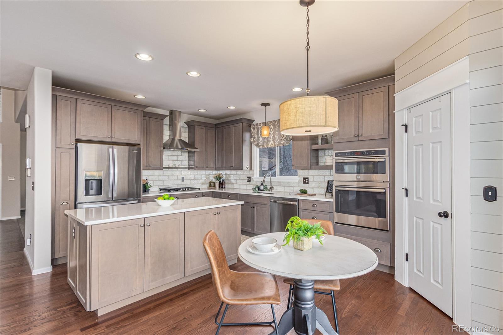 MLS Image #2 for 6950  blue mesa lane,littleton, Colorado