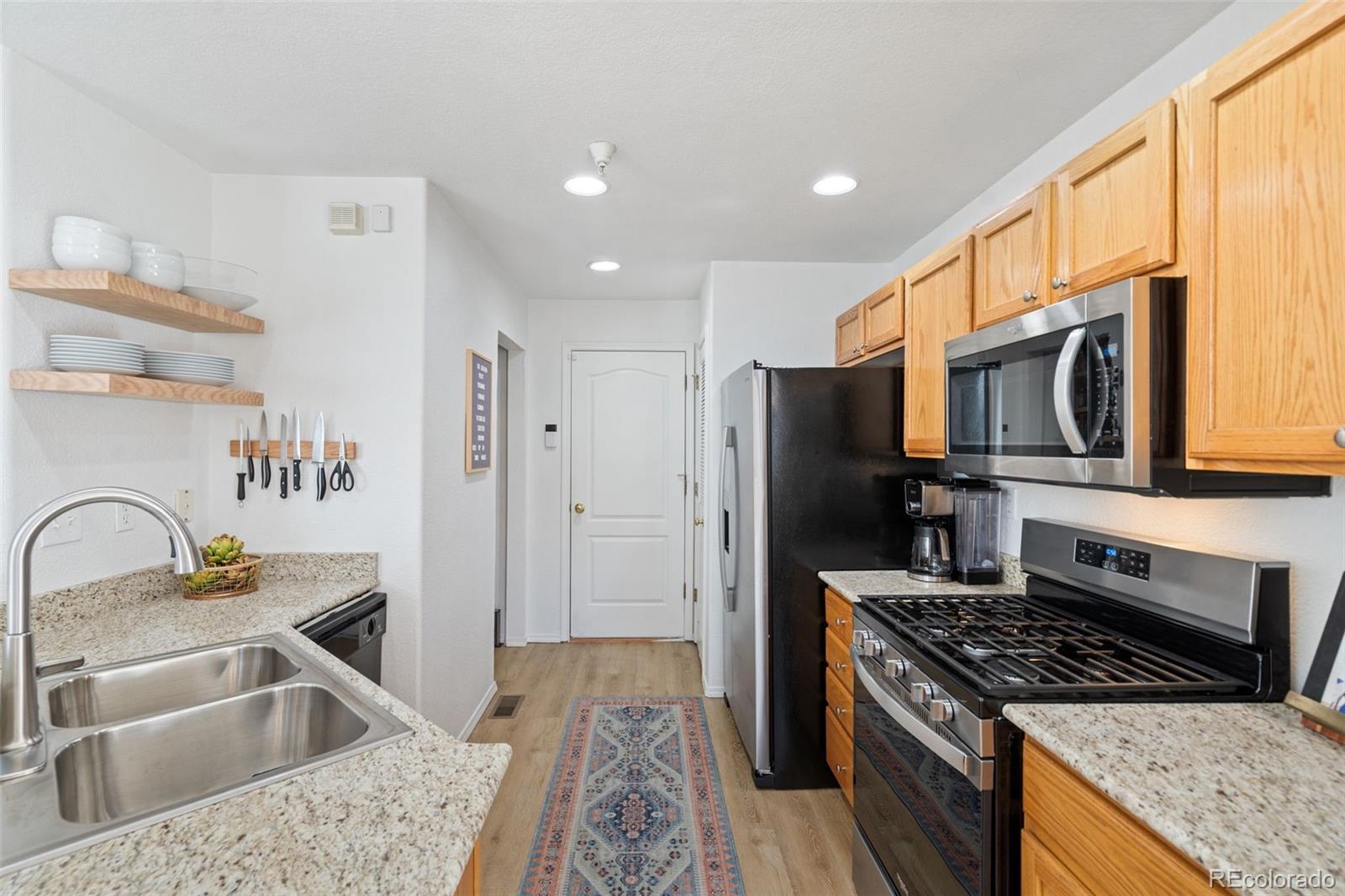 MLS Image #13 for 3231  apogee view ,colorado springs, Colorado