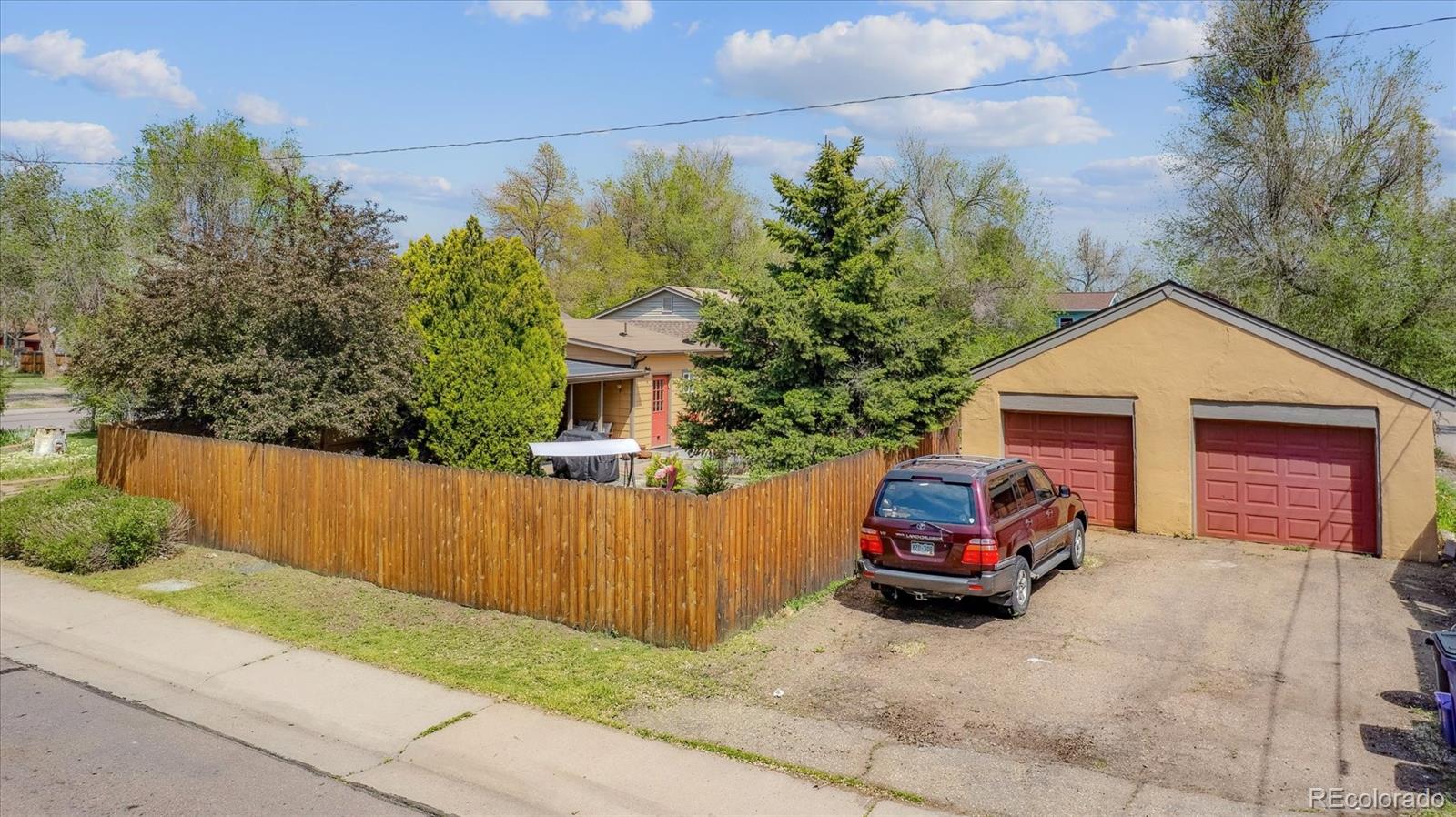 MLS Image #33 for 998 s leyden street,denver, Colorado
