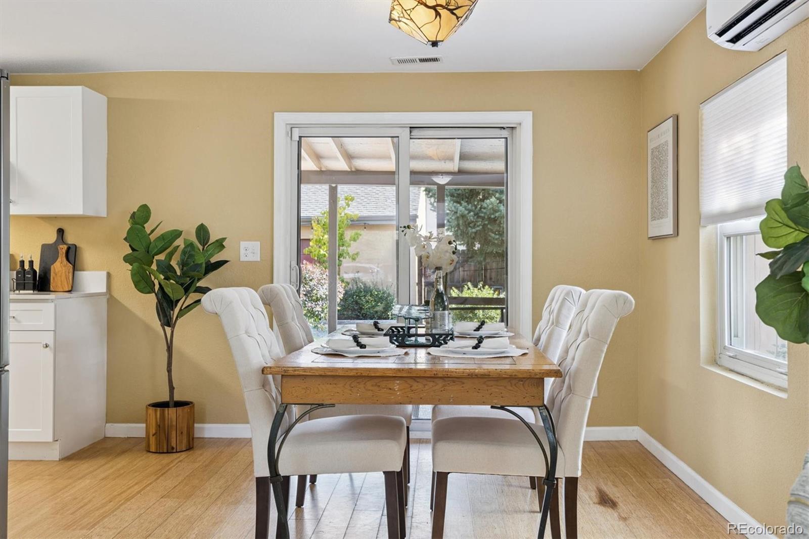 MLS Image #8 for 998 s leyden street,denver, Colorado