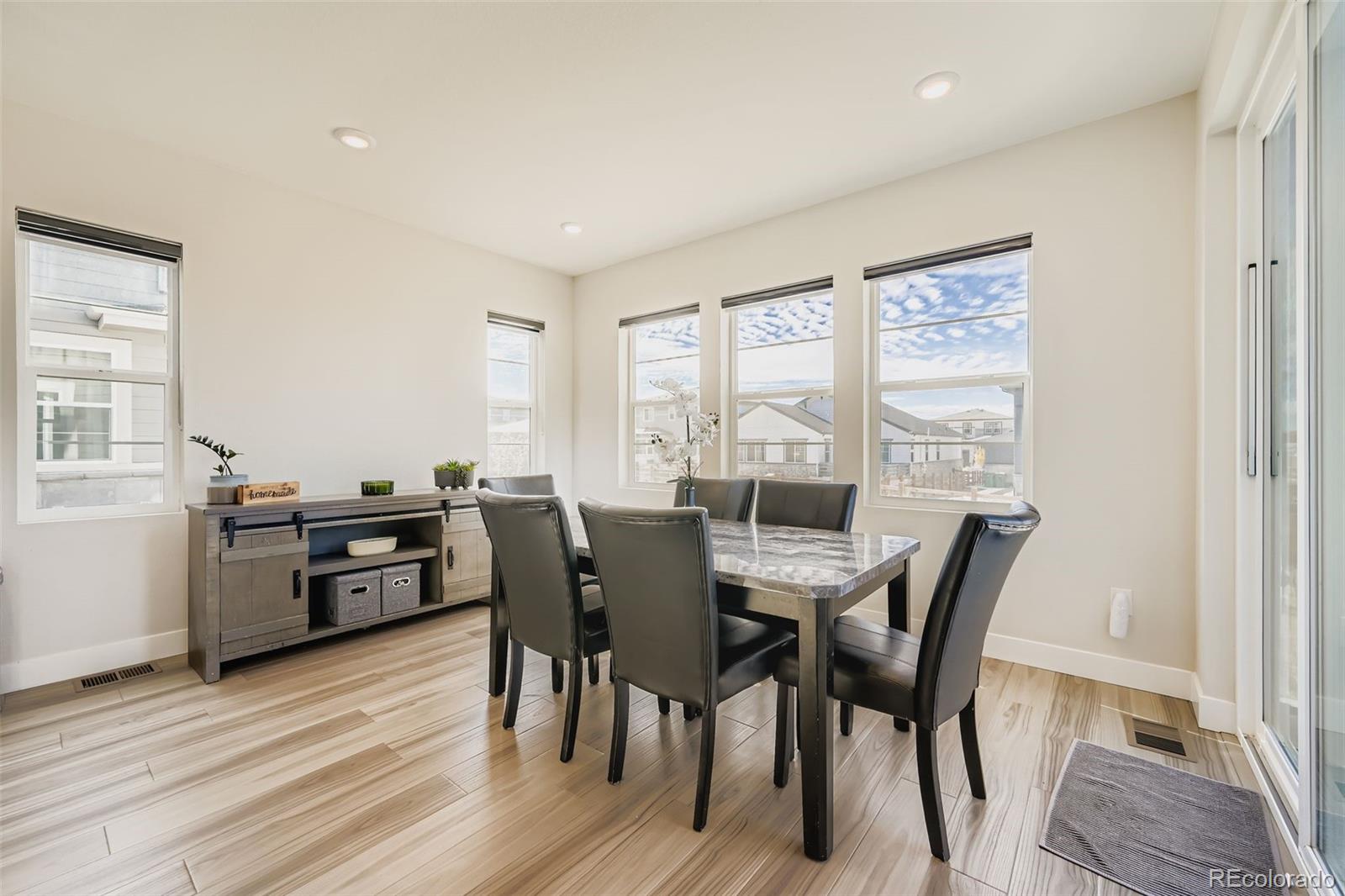 MLS Image #11 for 3391 n haleyville court,aurora, Colorado