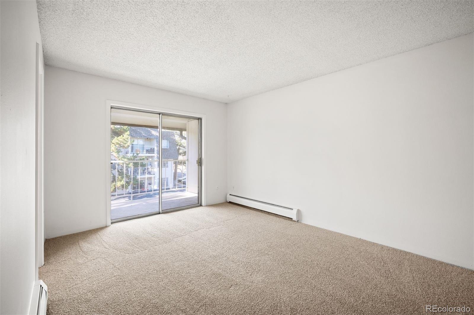 MLS Image #13 for 2225 s jasmine street,denver, Colorado
