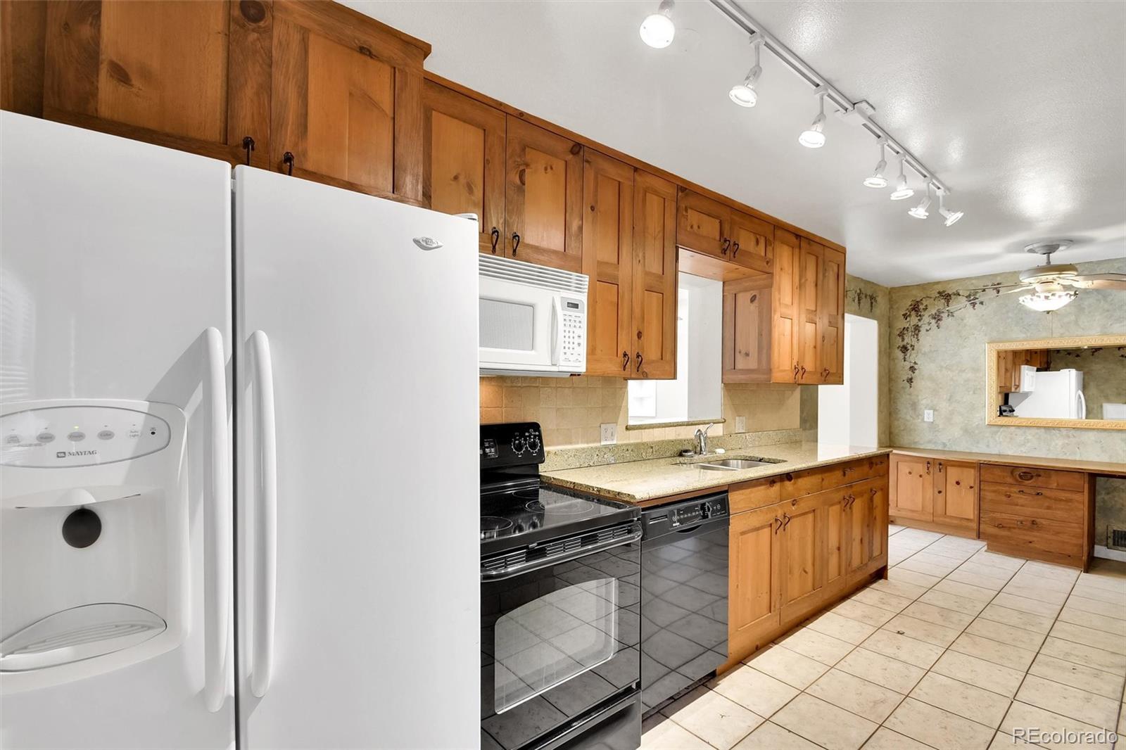 MLS Image #9 for 3210 s williams street,englewood, Colorado