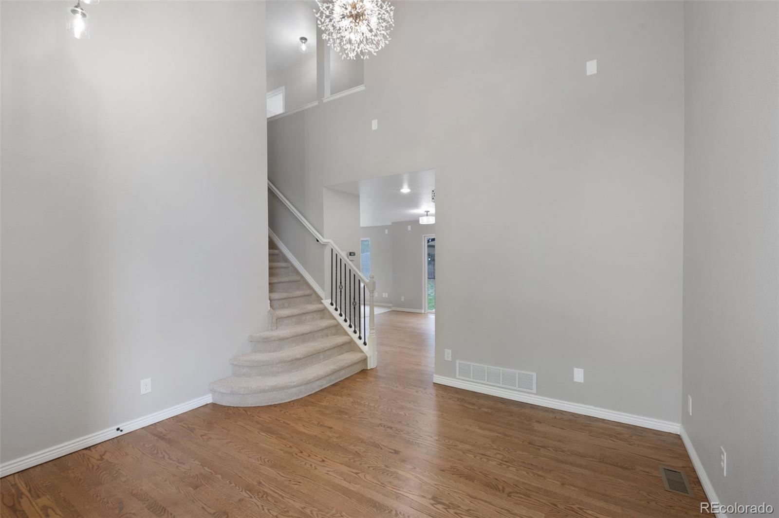 MLS Image #4 for 5253  pine haven drive,colorado springs, Colorado