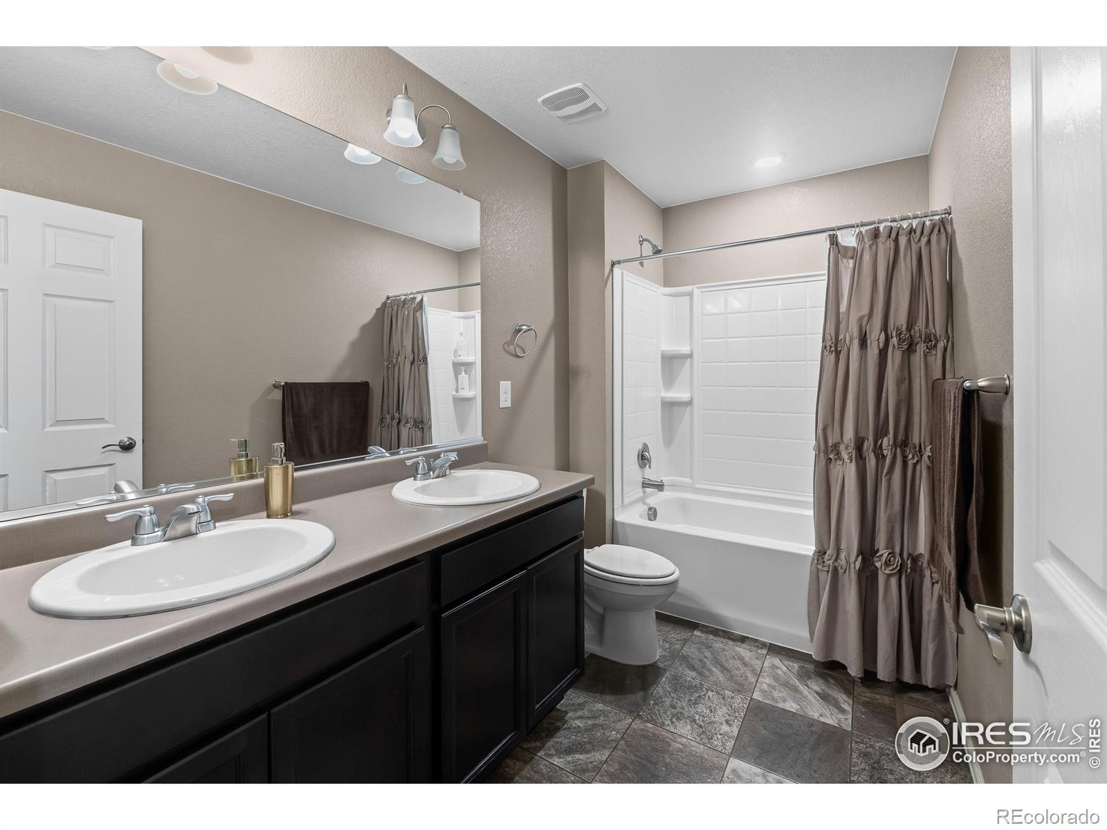 MLS Image #32 for 1961  rose petal drive,windsor, Colorado
