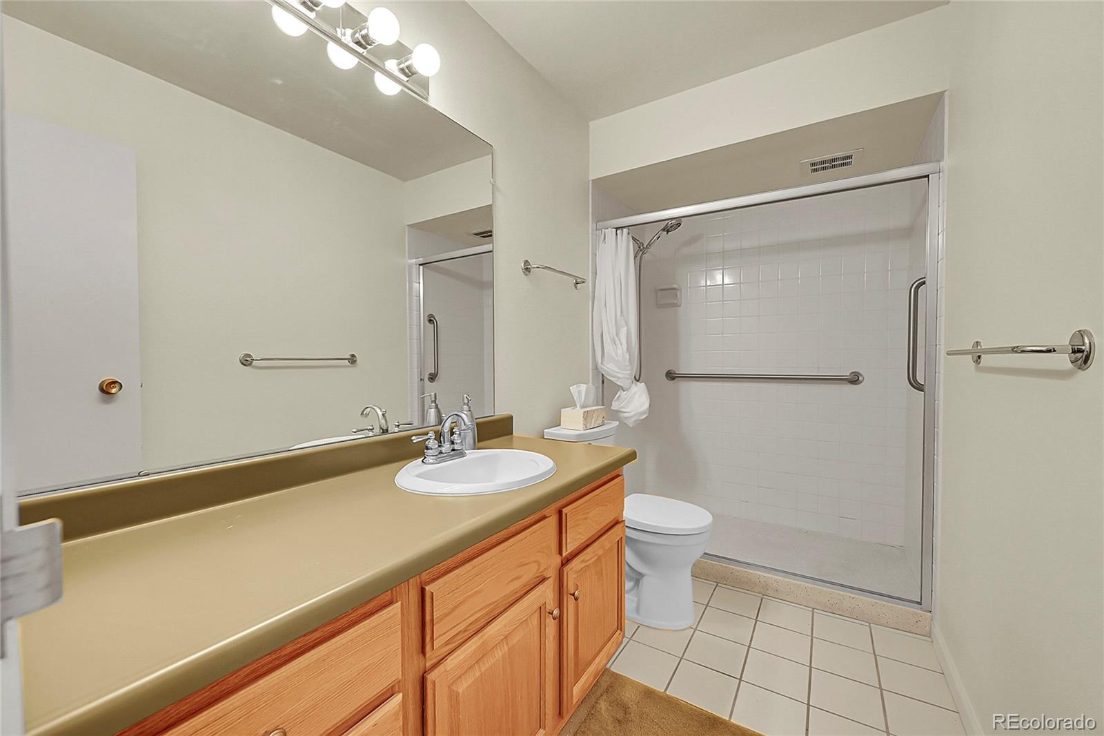 MLS Image #5 for 460 s marion parkway,denver, Colorado
