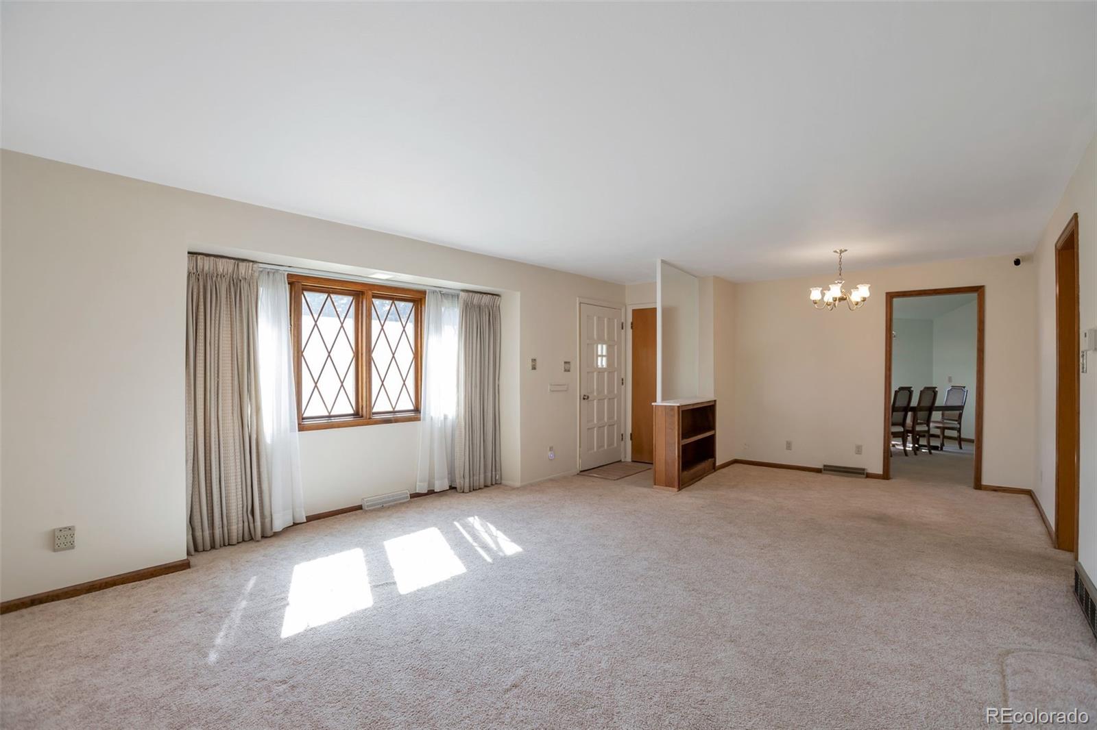 MLS Image #3 for 7085 s dexter street,centennial, Colorado
