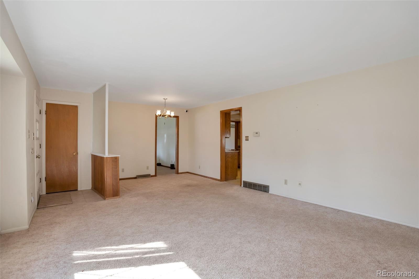 MLS Image #4 for 7085 s dexter street,centennial, Colorado