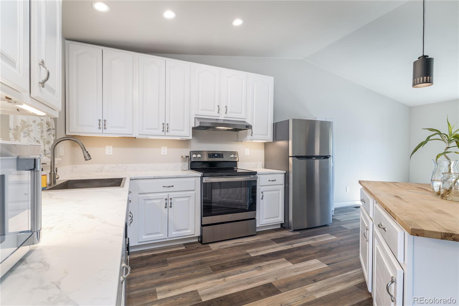 MLS Image #3 for 3850  beltana drive,colorado springs, Colorado