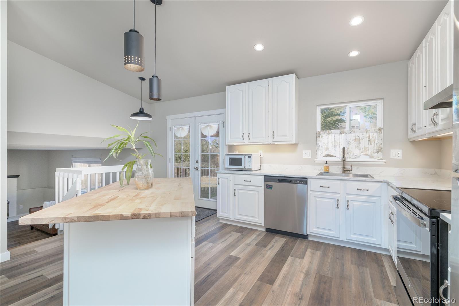 MLS Image #4 for 3850  beltana drive,colorado springs, Colorado