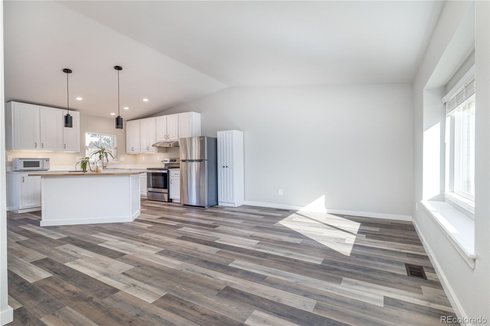 MLS Image #6 for 3850  beltana drive,colorado springs, Colorado