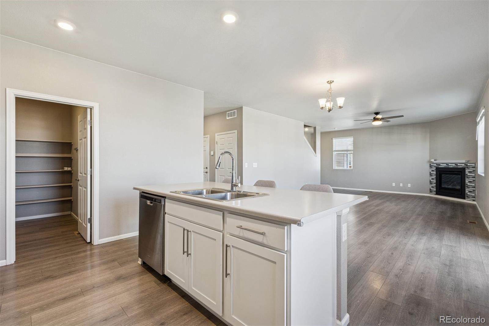 MLS Image #10 for 10134  carefree street,firestone, Colorado