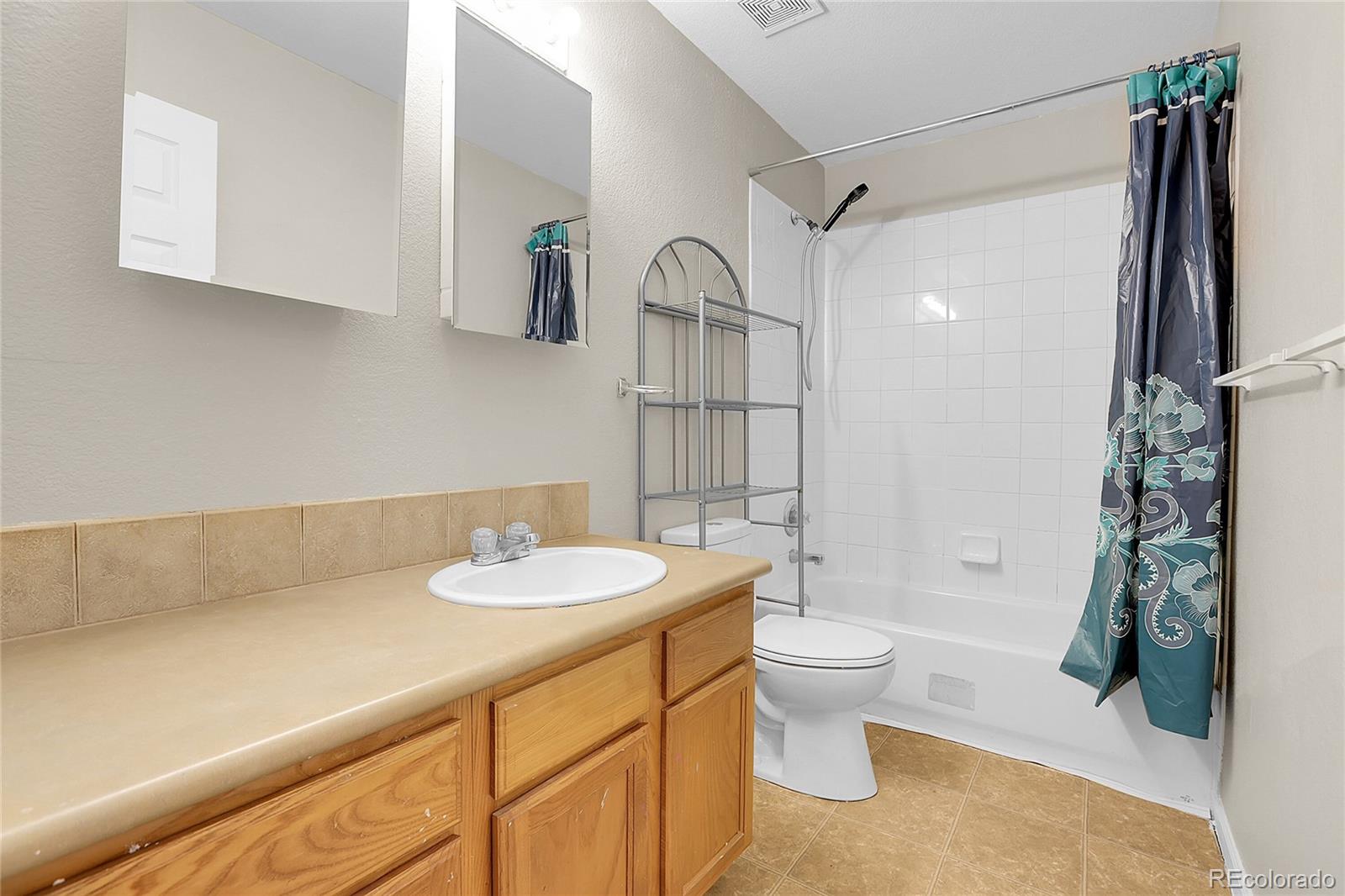 MLS Image #18 for 2265  asoka street,strasburg, Colorado