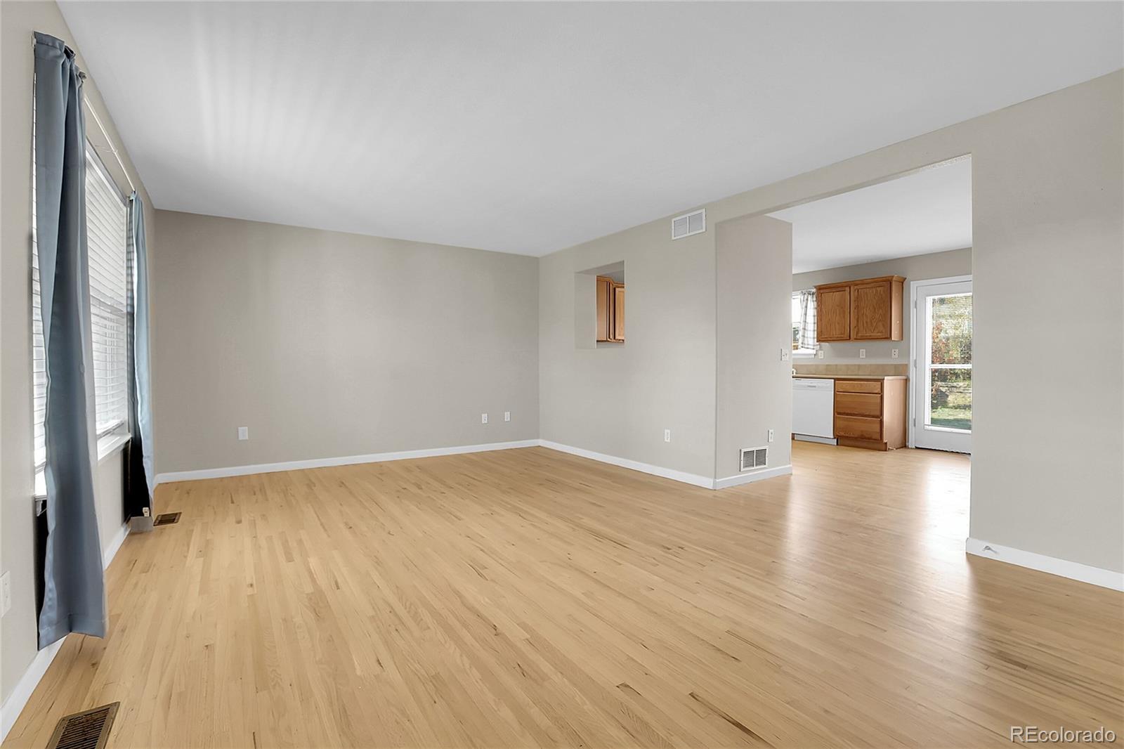 MLS Image #5 for 2265  asoka street,strasburg, Colorado