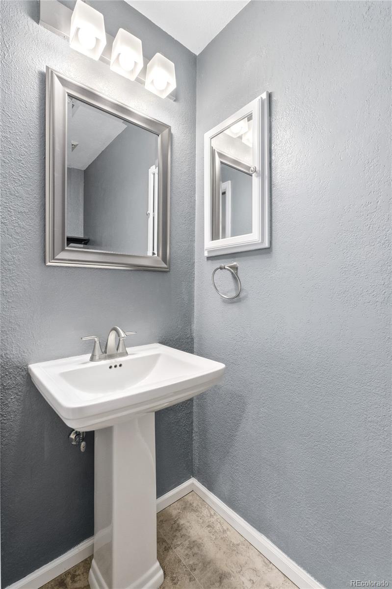 MLS Image #13 for 2007 s rifle street,aurora, Colorado
