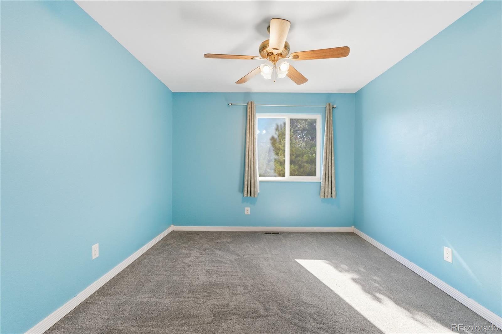 MLS Image #21 for 2007 s rifle street,aurora, Colorado