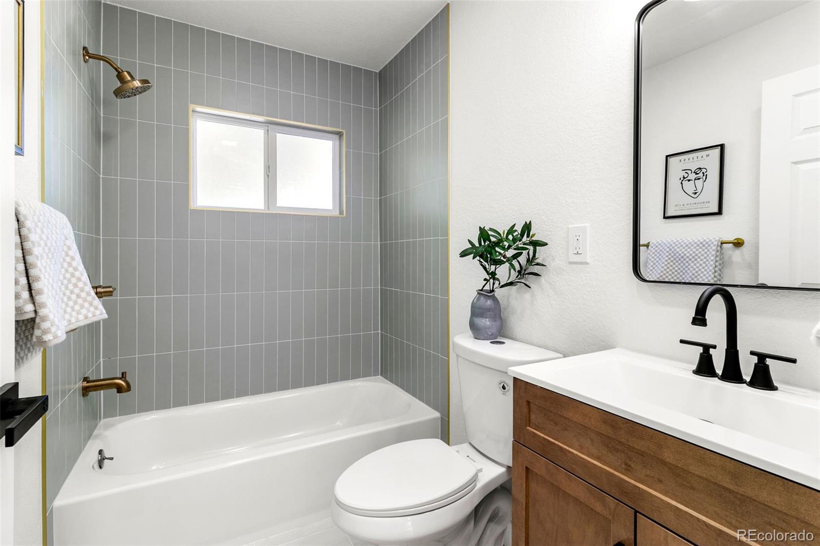 MLS Image #17 for 990  tennyson street,denver, Colorado