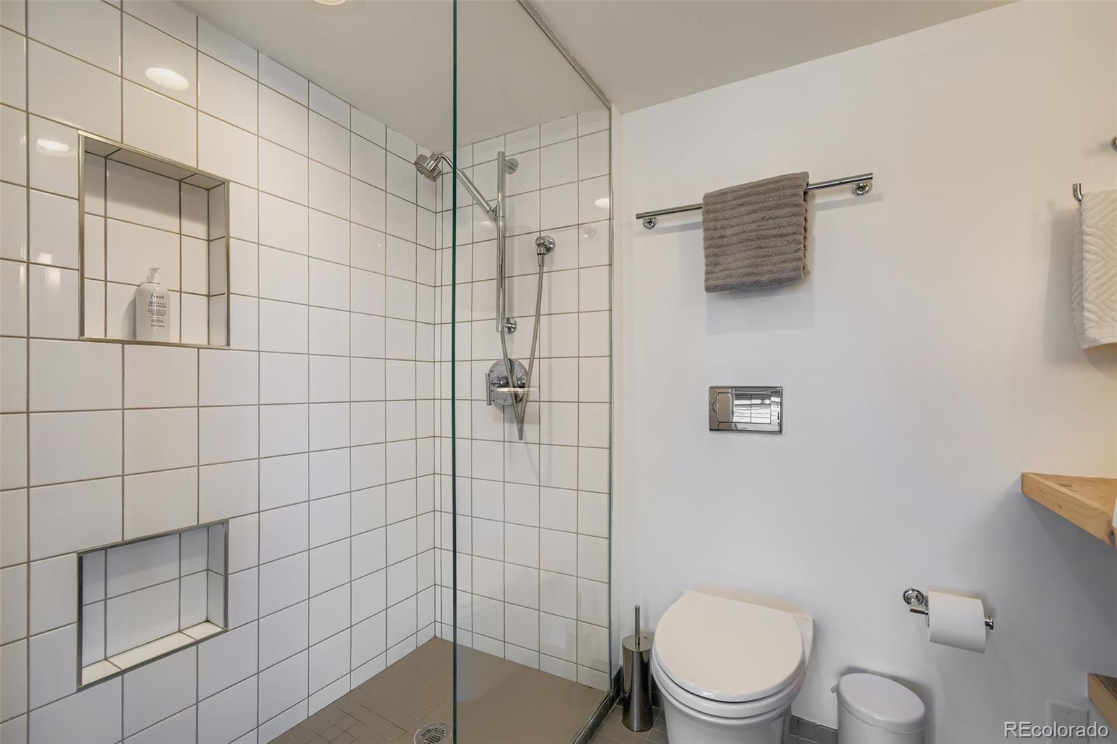 MLS Image #17 for 3377  blake street,denver, Colorado