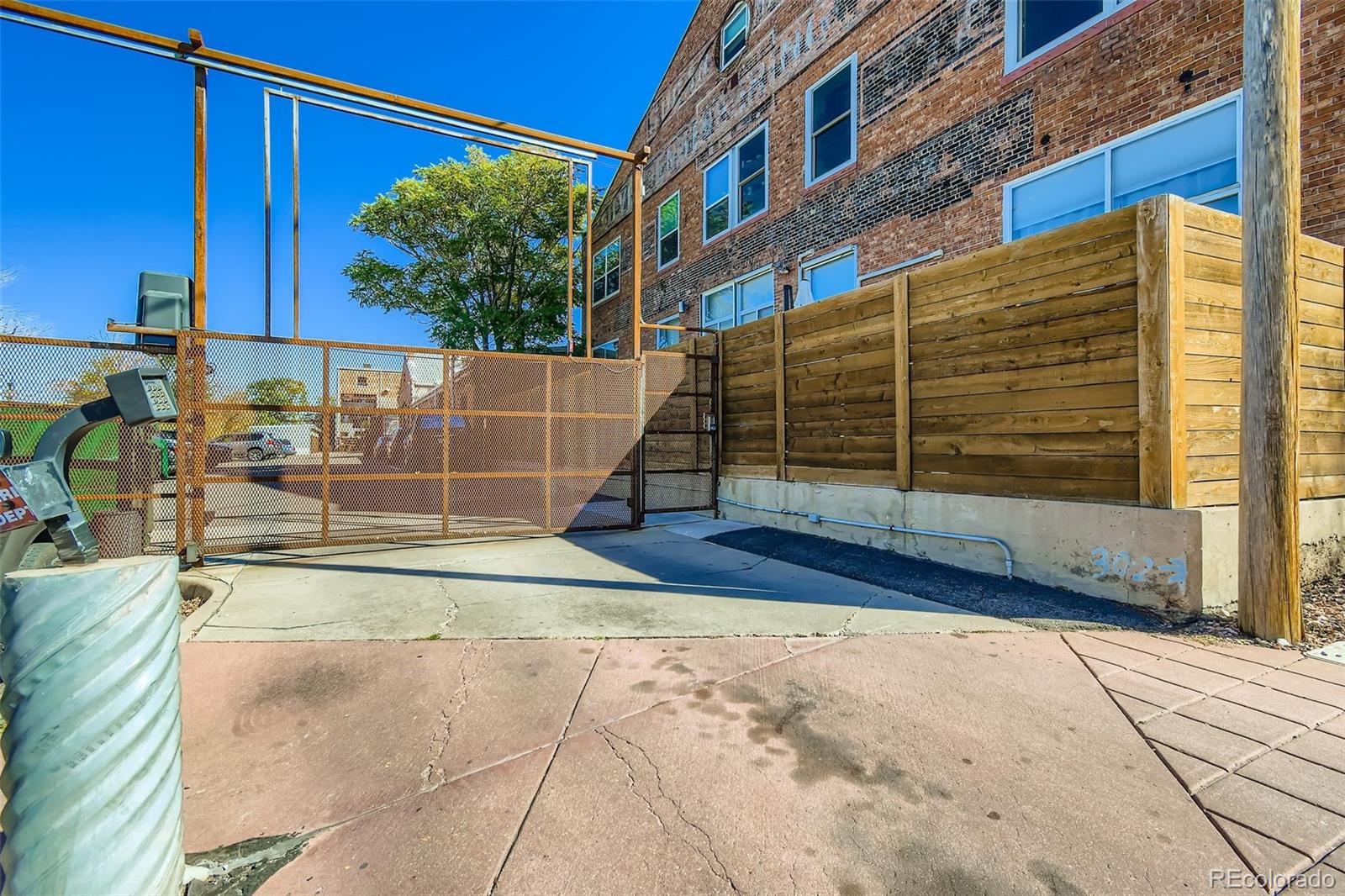 MLS Image #39 for 3377  blake street,denver, Colorado