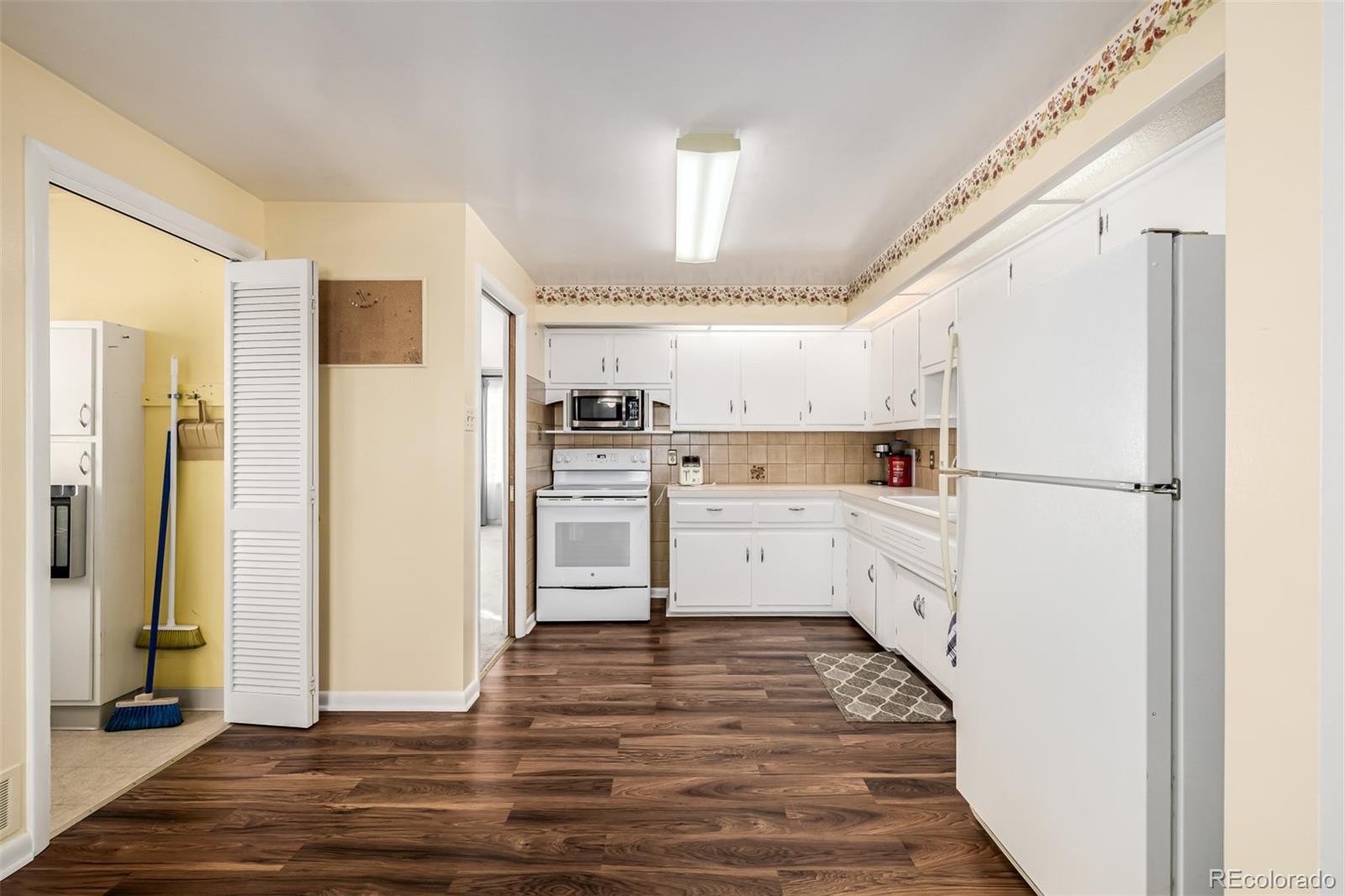 MLS Image #10 for 2764 s irving street,denver, Colorado