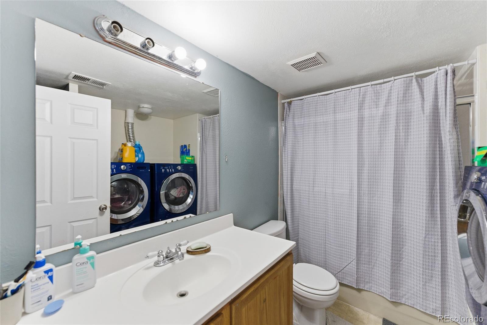 MLS Image #16 for 4497  dearborn street,denver, Colorado