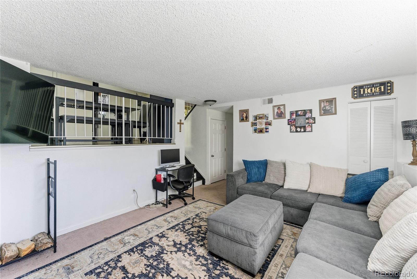 MLS Image #9 for 4497  dearborn street,denver, Colorado
