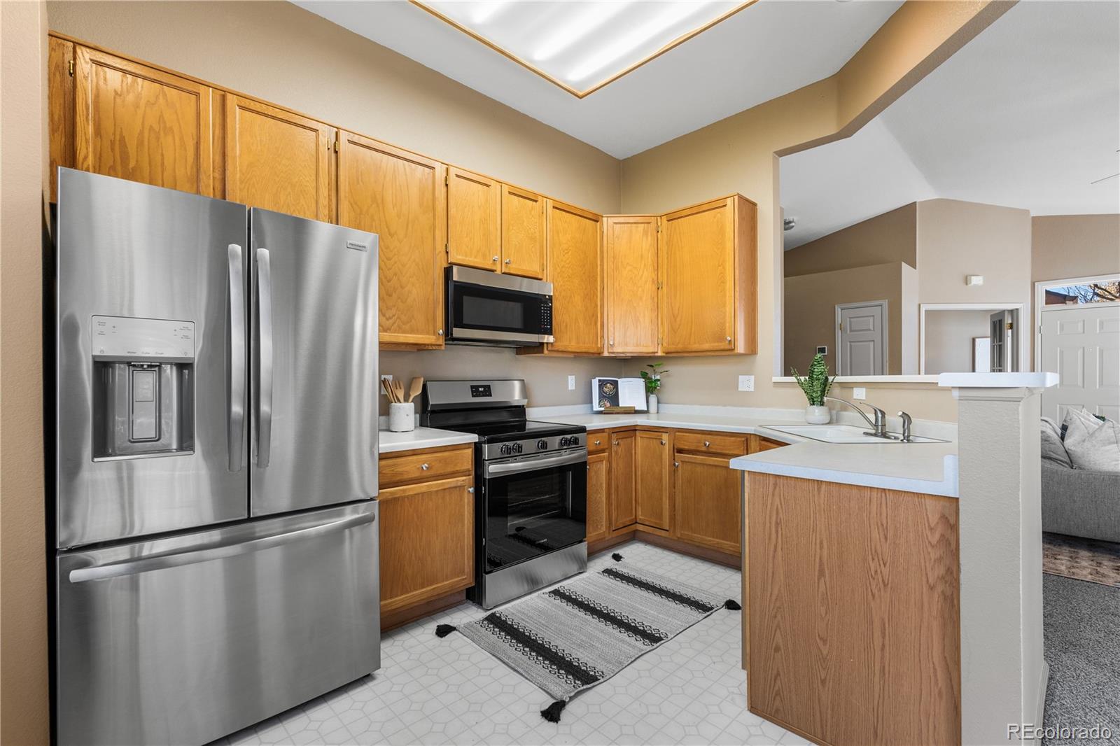 MLS Image #17 for 12799 e wyoming circle,aurora, Colorado