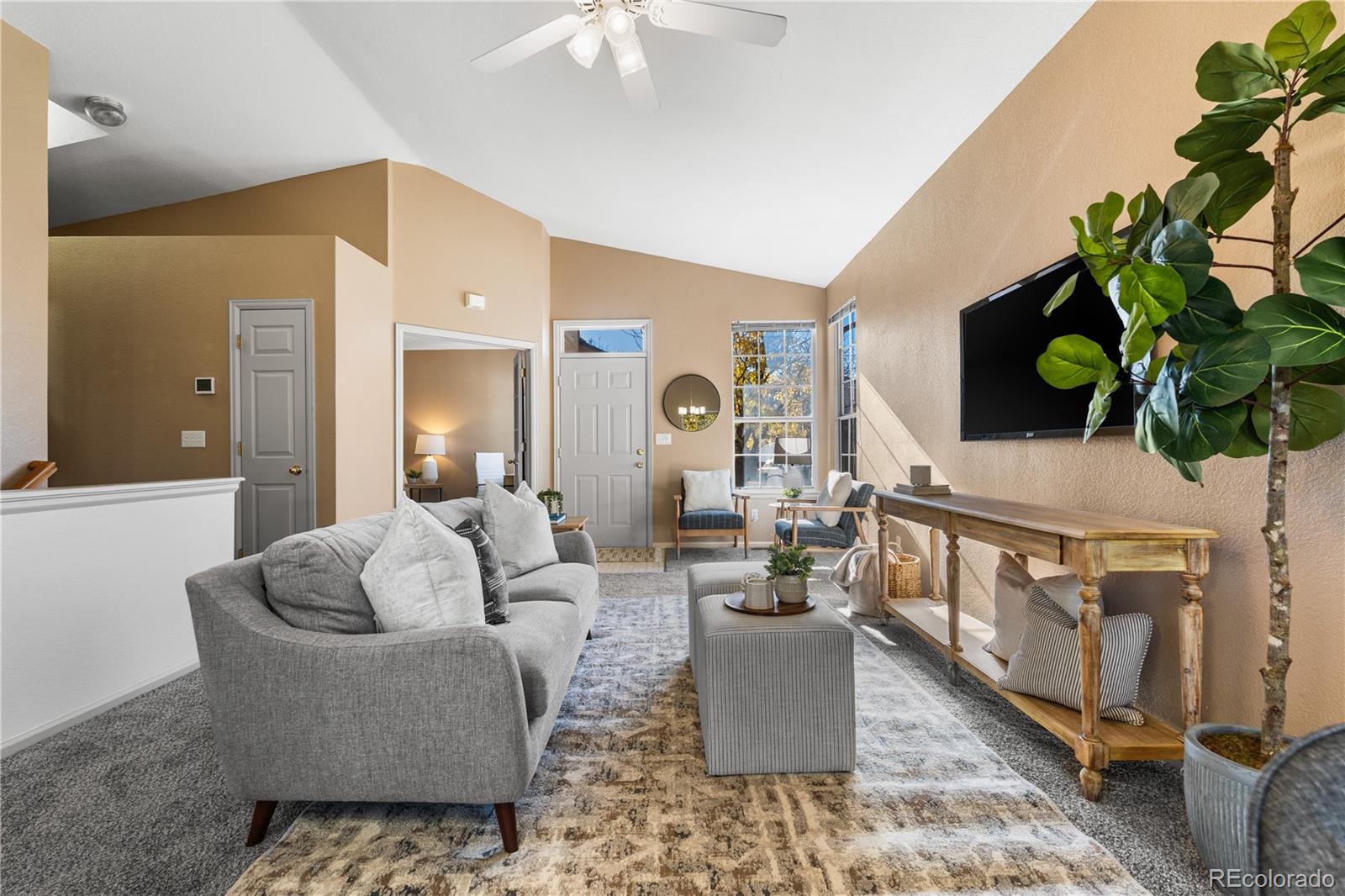MLS Image #4 for 12799 e wyoming circle,aurora, Colorado