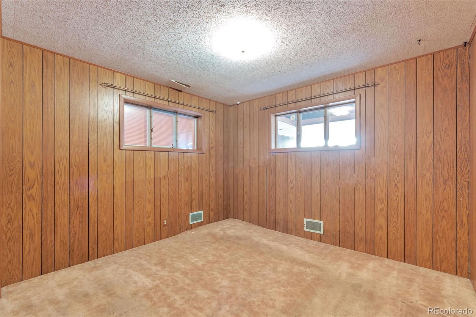 MLS Image #10 for 6916  fern drive,denver, Colorado