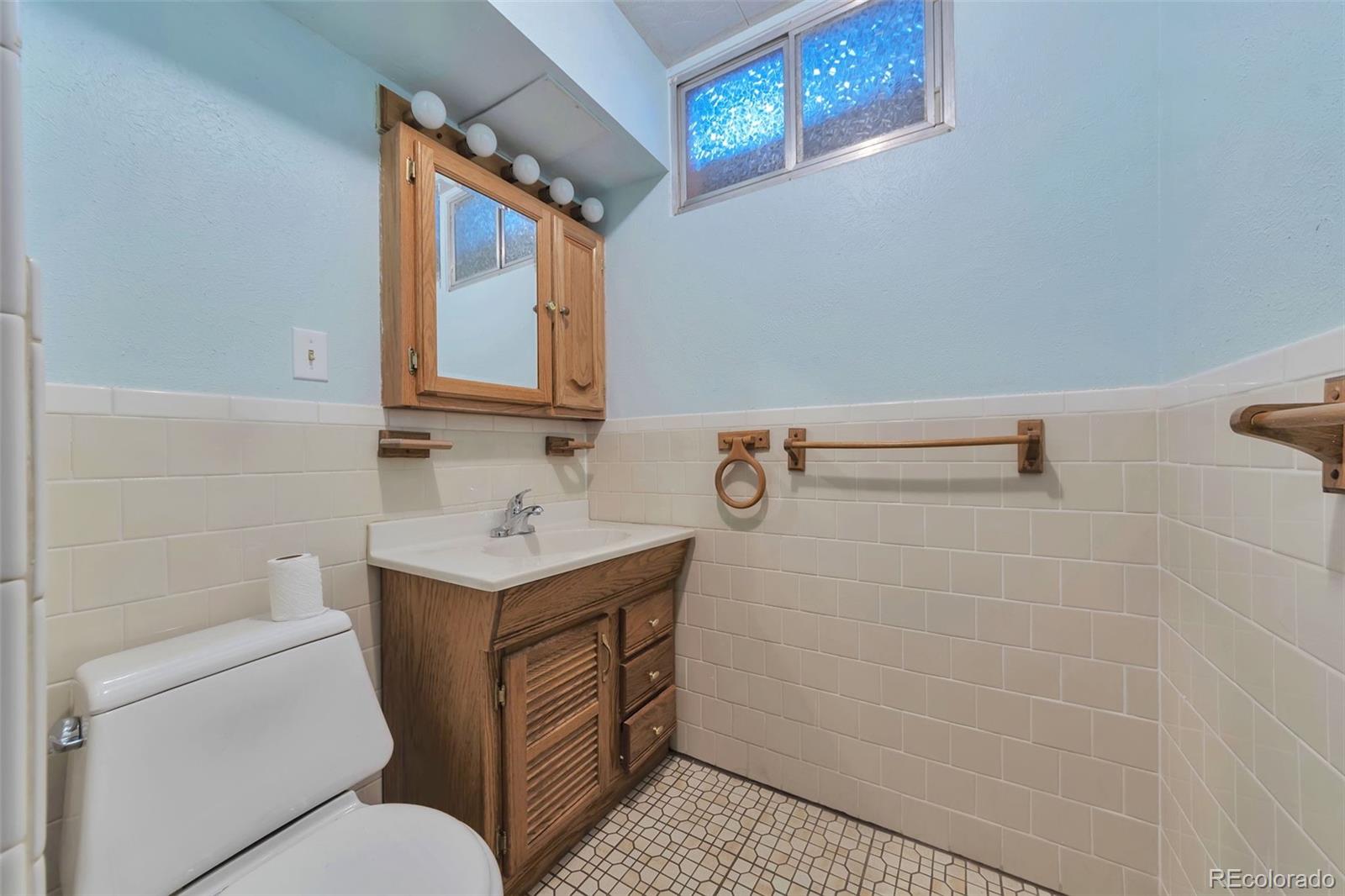 MLS Image #20 for 6916  fern drive,denver, Colorado