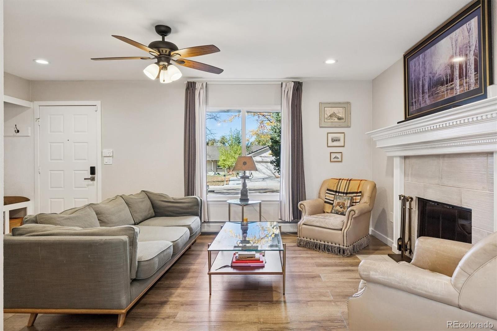 MLS Image #7 for 3850 s olathe circle,aurora, Colorado