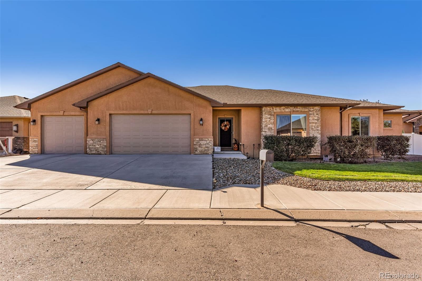 MLS Image #0 for 14  erica court,pueblo, Colorado