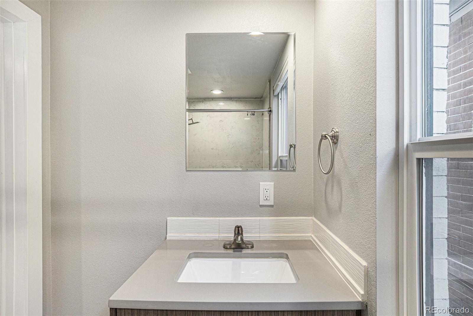 MLS Image #10 for 860  fox street,denver, Colorado