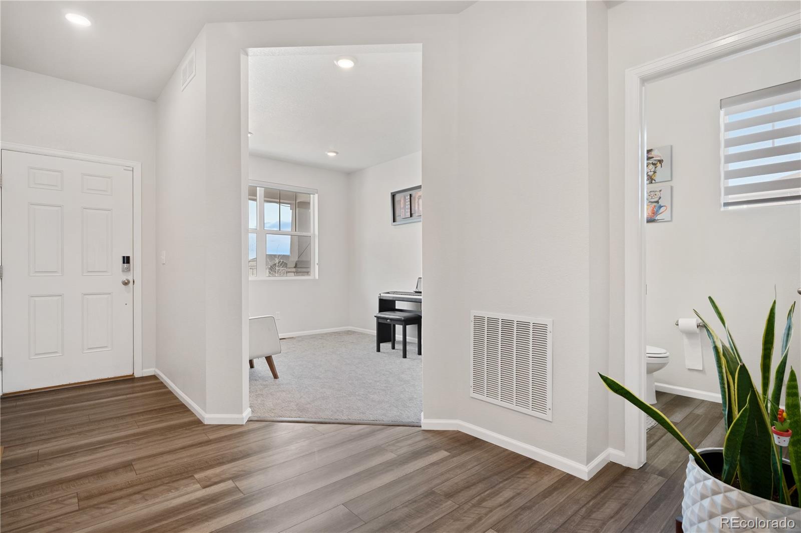 MLS Image #2 for 9248  salida ,commerce city, Colorado
