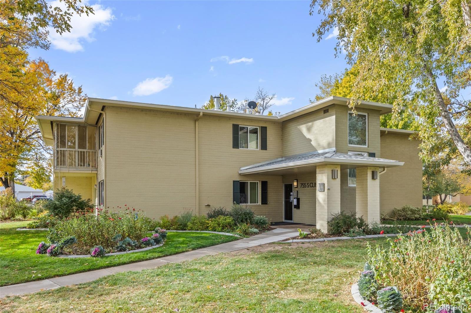 MLS Image #3 for 755 s clinton street 7b,denver, Colorado