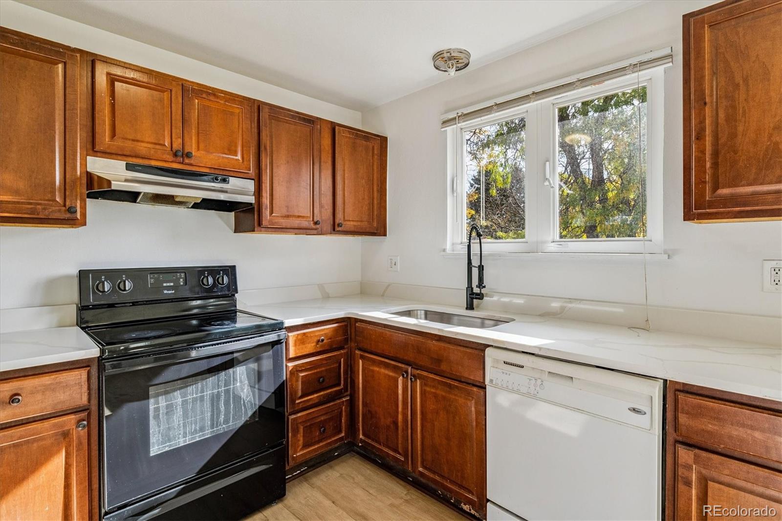 MLS Image #18 for 16032 e floyd avenue,aurora, Colorado