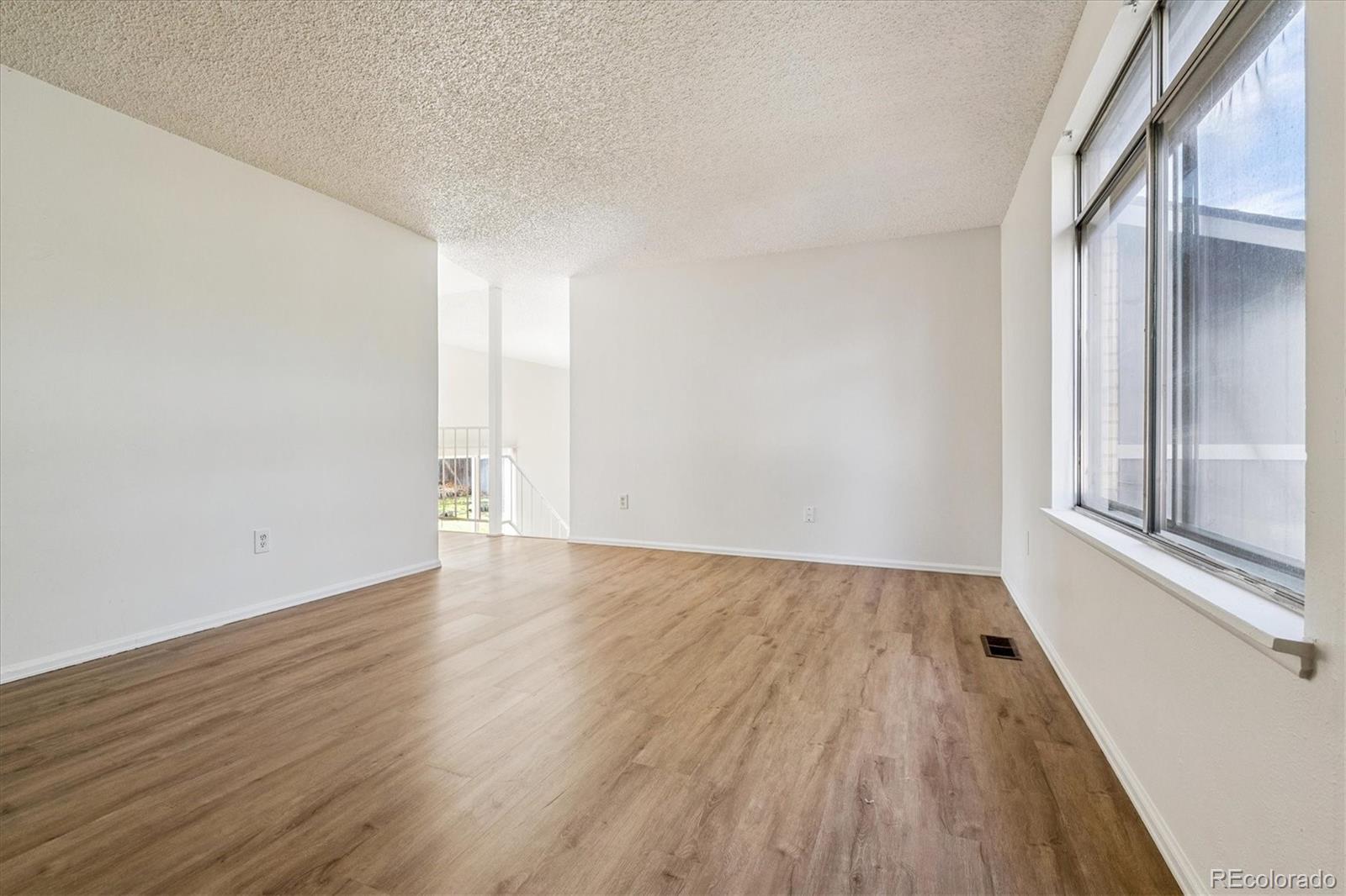 MLS Image #5 for 16032 e floyd avenue,aurora, Colorado
