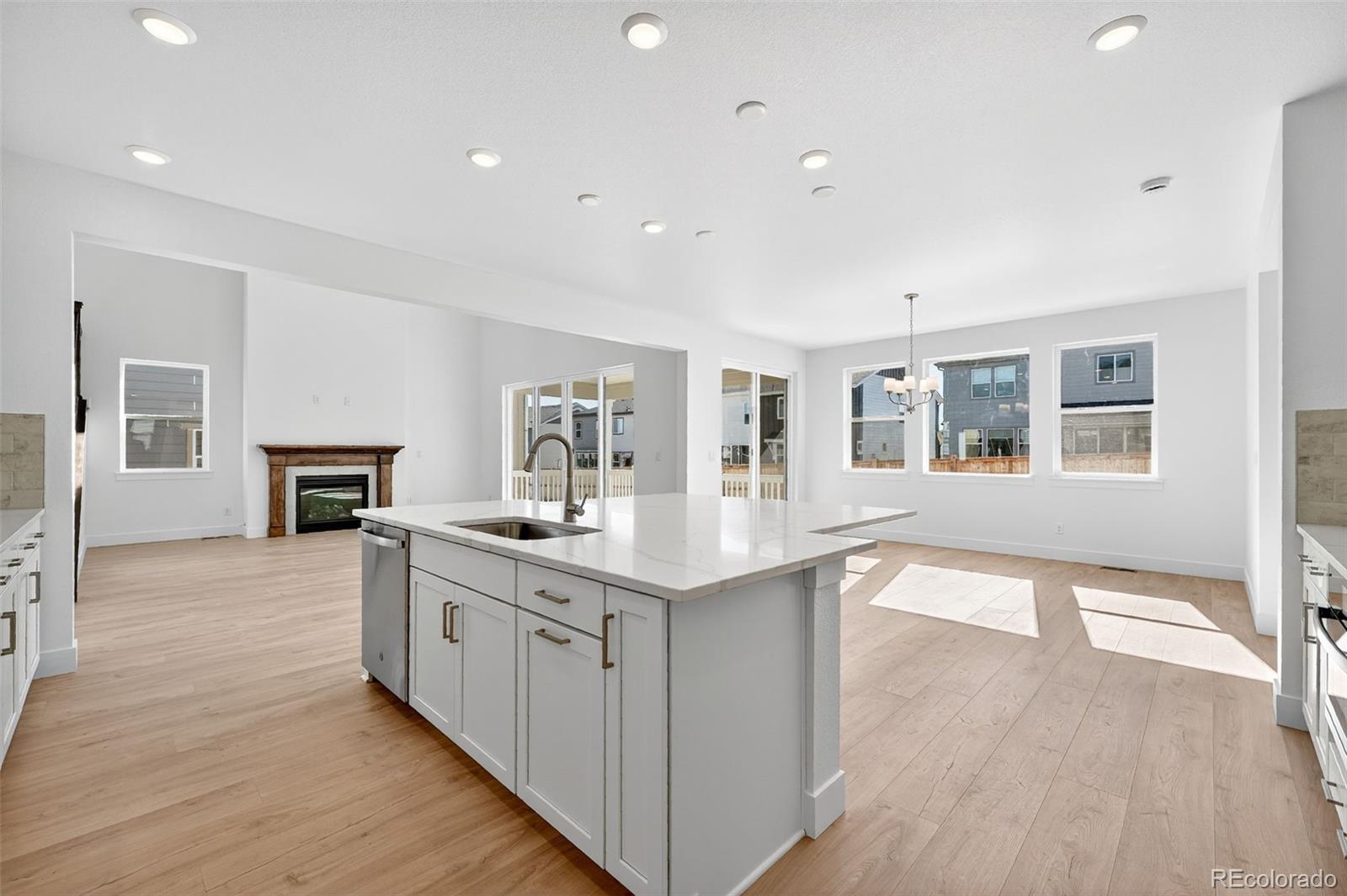 MLS Image #12 for 16636 w 93rd place,arvada, Colorado