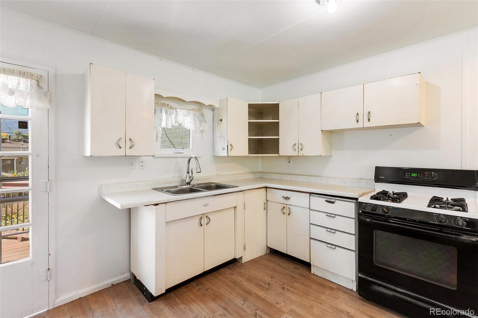 MLS Image #11 for 1910 s cedar avenue,colorado springs, Colorado