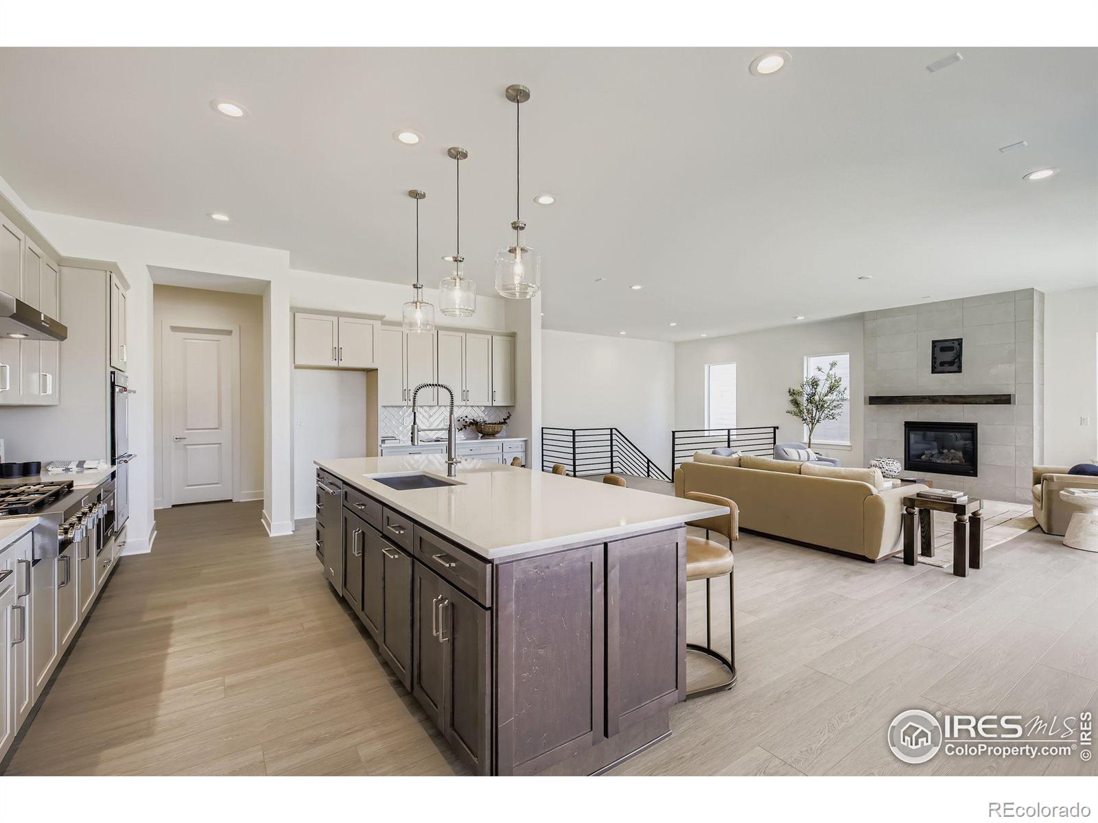 MLS Image #7 for 3141  westcliff drive,loveland, Colorado