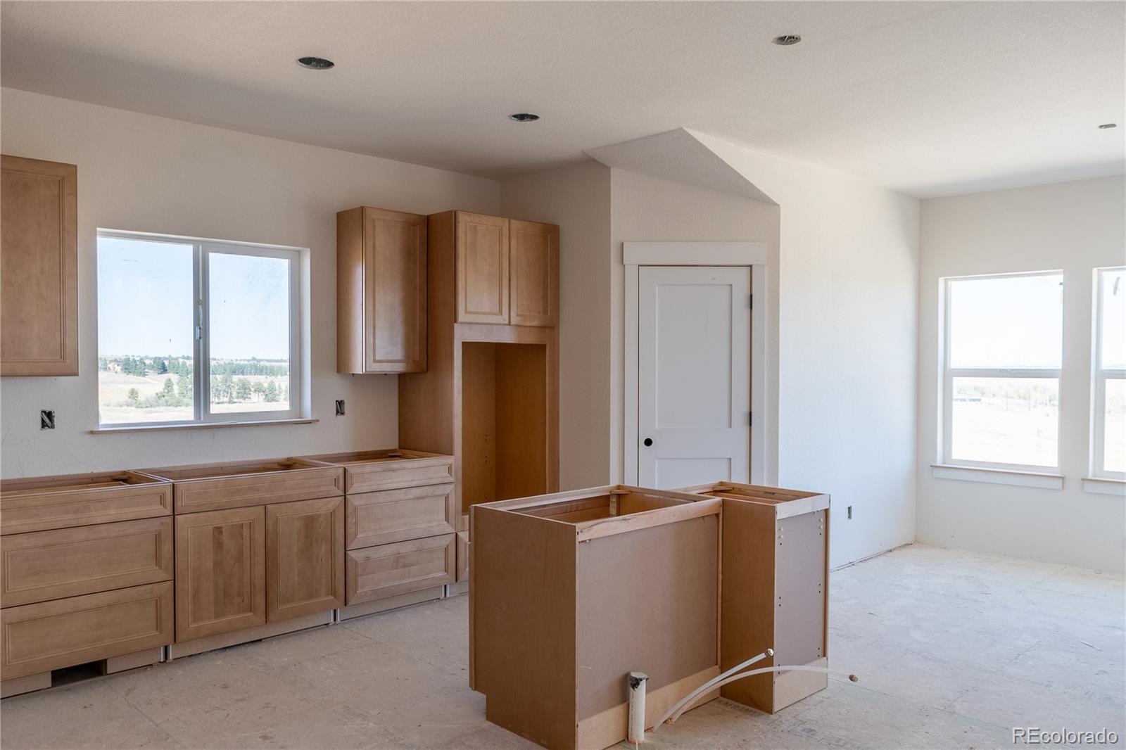 MLS Image #9 for 37054  still rock point,elizabeth, Colorado