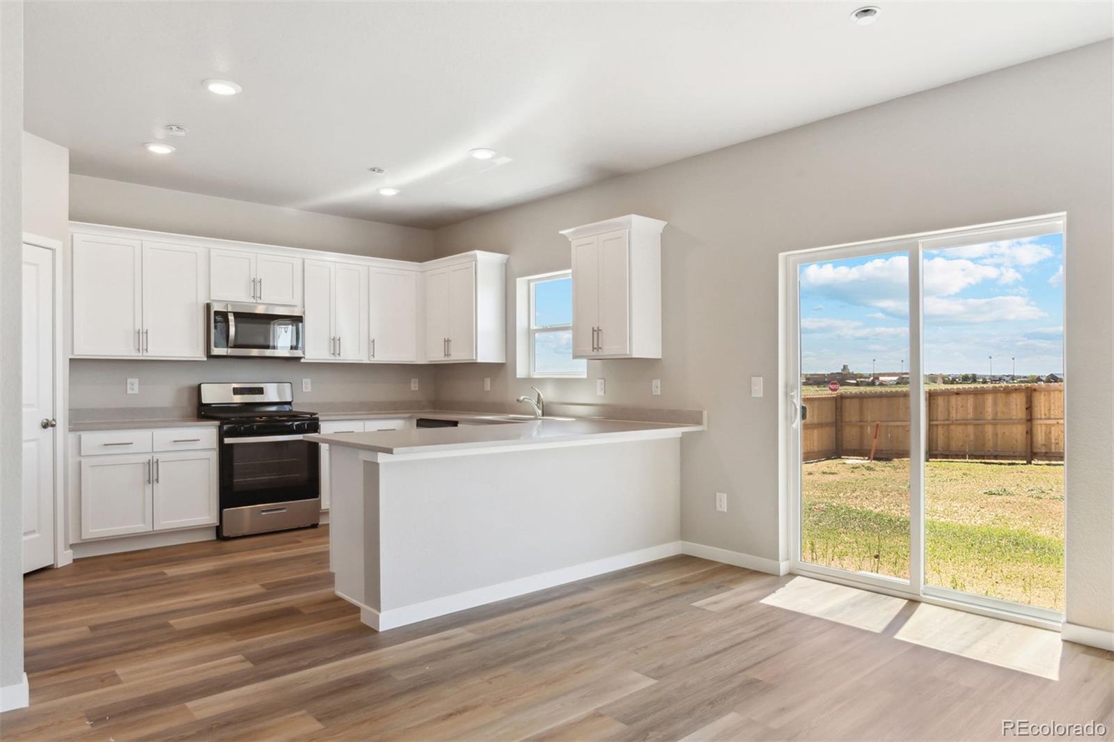 MLS Image #7 for 48205  shetland drive,bennett, Colorado