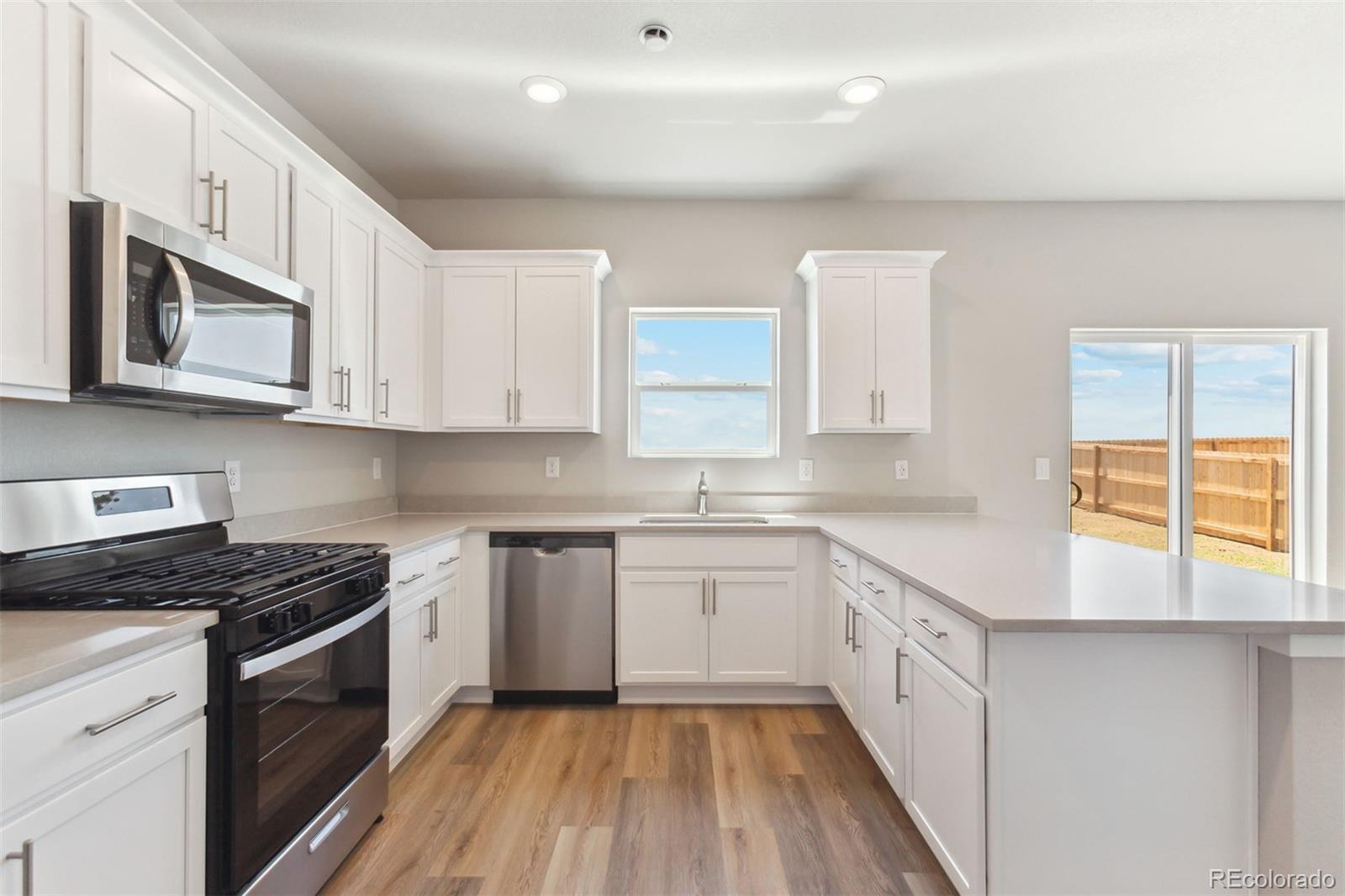 MLS Image #9 for 48205  shetland drive,bennett, Colorado