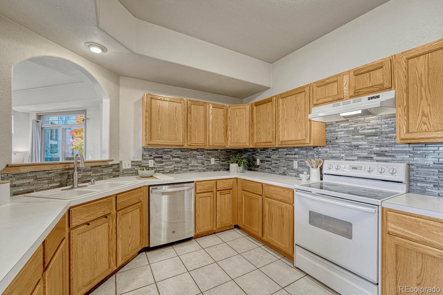 MLS Image #10 for 8920  fox drive 22,thornton, Colorado