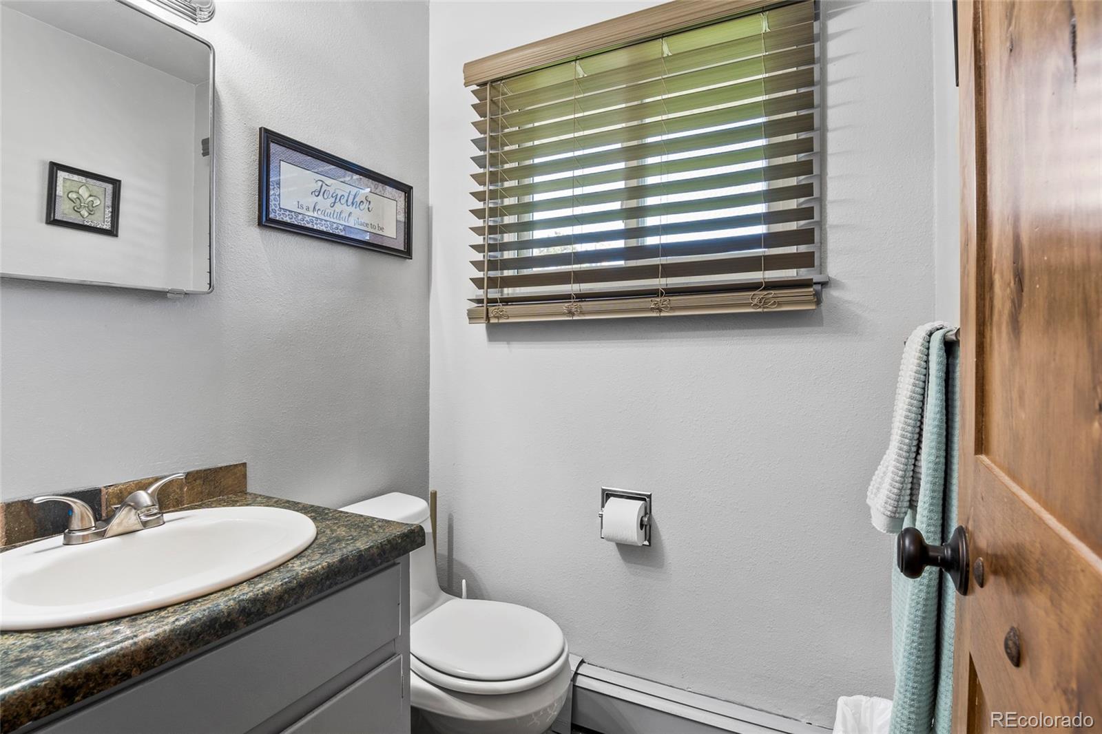 MLS Image #20 for 950  15th street,burlington, Colorado
