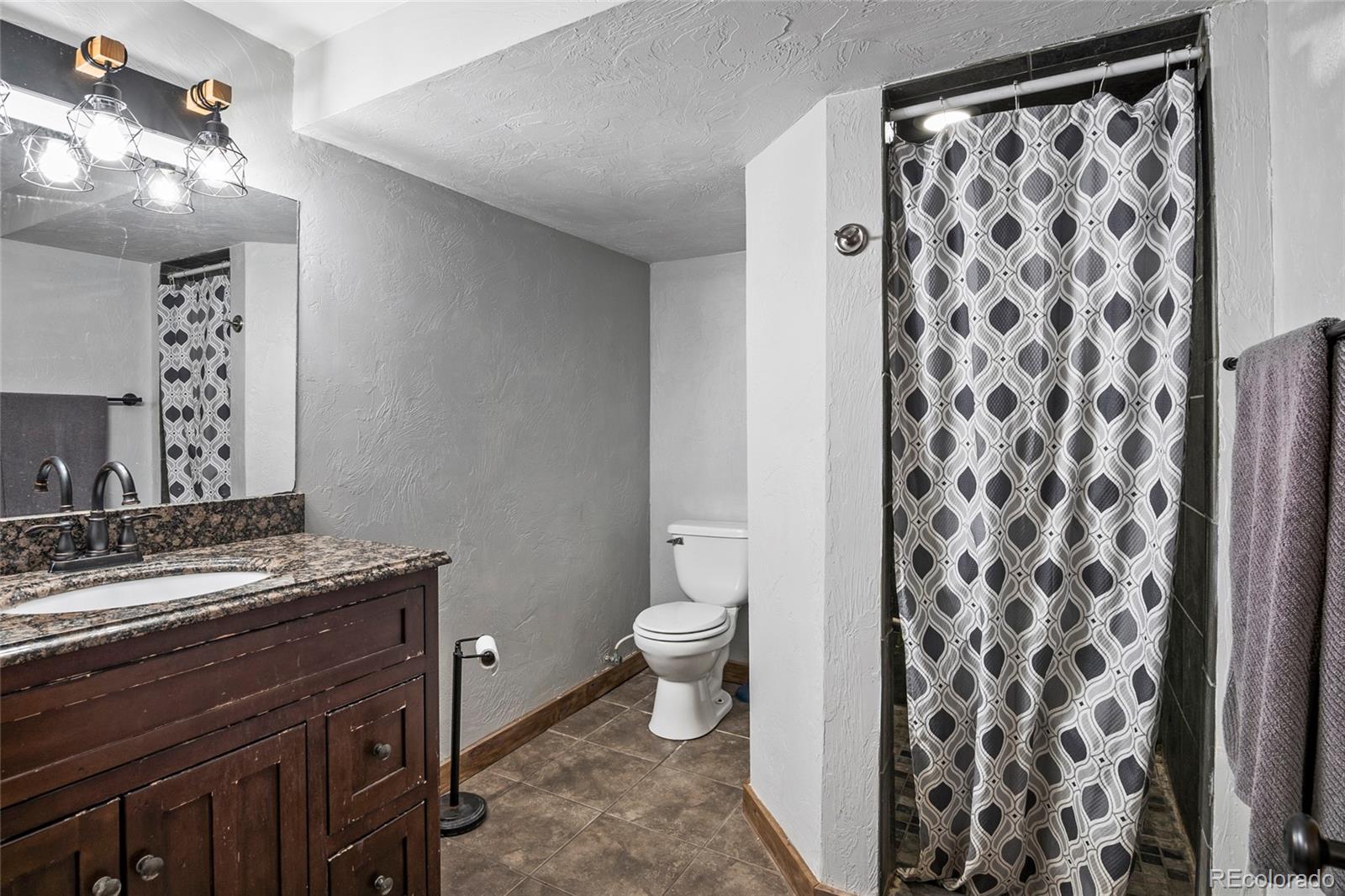 MLS Image #26 for 950  15th street,burlington, Colorado