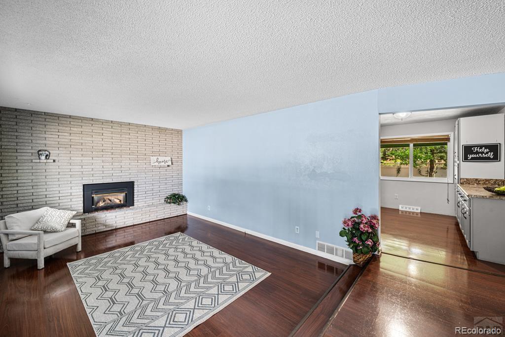 MLS Image #3 for 19  cornell circle,pueblo, Colorado
