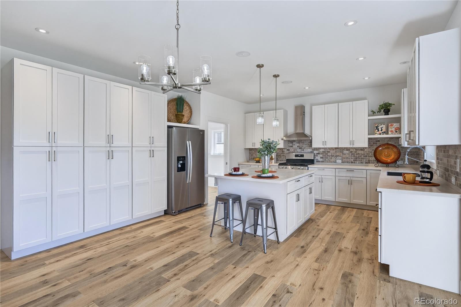 MLS Image #11 for 13  belgian court,silt, Colorado