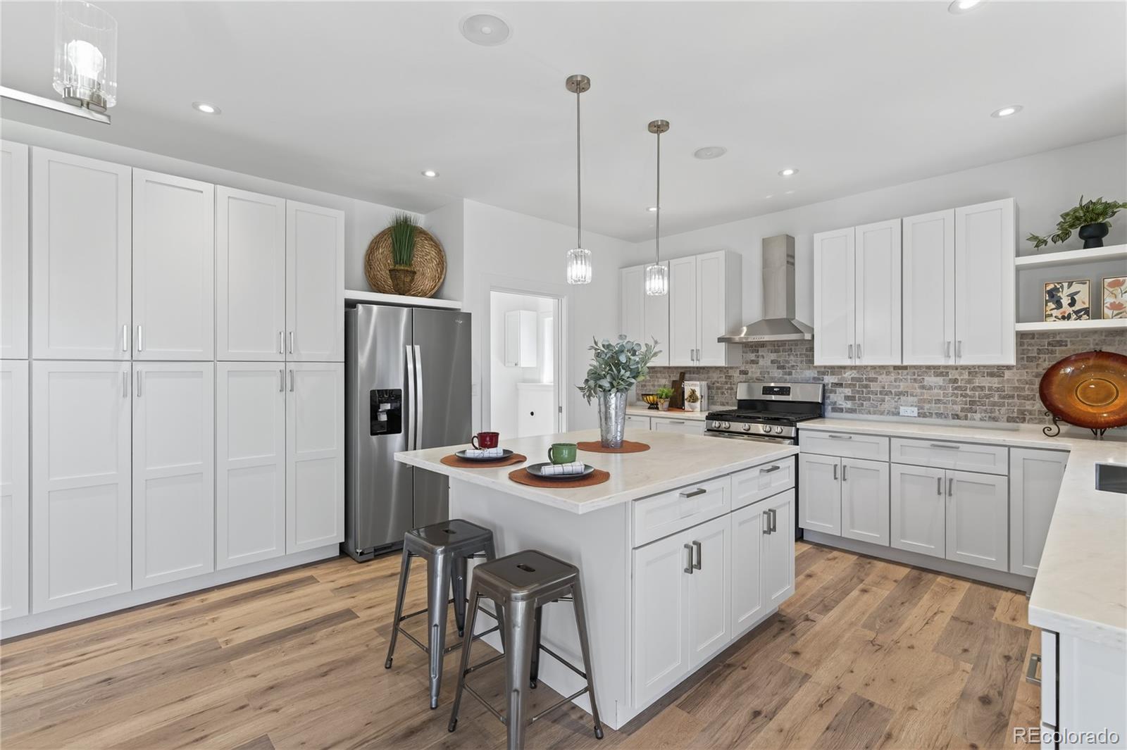 MLS Image #12 for 13  belgian court,silt, Colorado