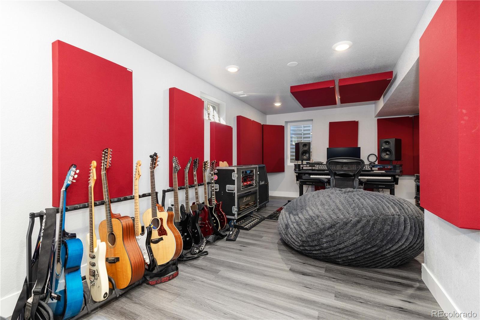 MLS Image #24 for 5657 s oak street,littleton, Colorado